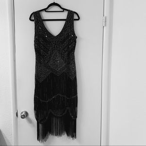 black beaded dress flapper style uniquevintage.com